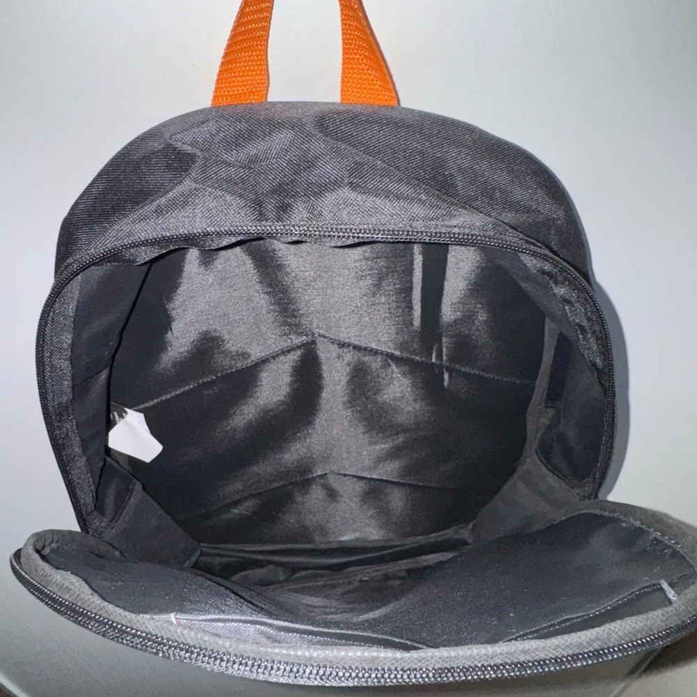 Bioworld Disney’s The Nightmare Before Christmas Medium Sized Backpack - Picture 5 of 7